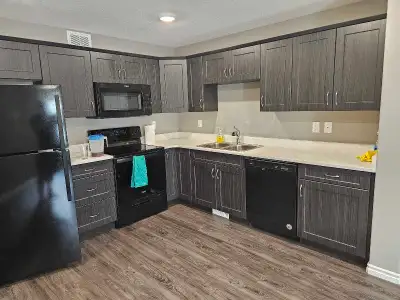 Welcome to this charming 2-bedroom, 1-bathroom condo located in Evergreen, featuring a modern kitche...