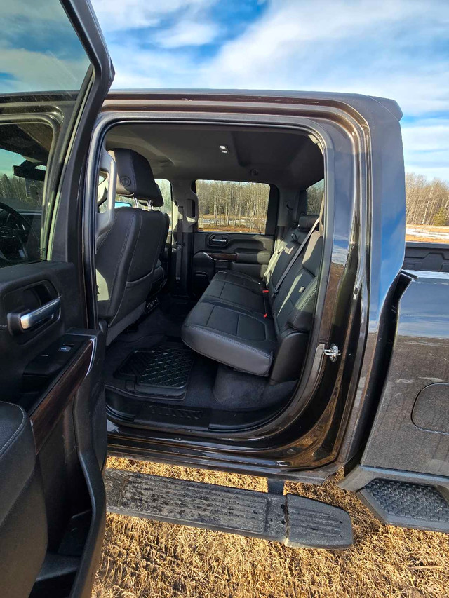 2020 gmc sierra 3500hd in Cars & Trucks in Edmonton - Image 4