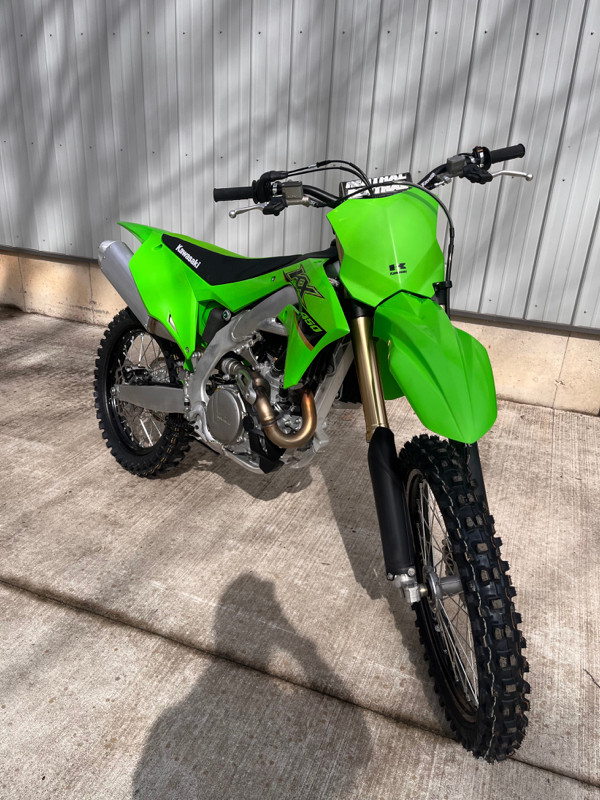 2022 kawasaki kx450 in Dirt Bikes & Motocross in Hamilton