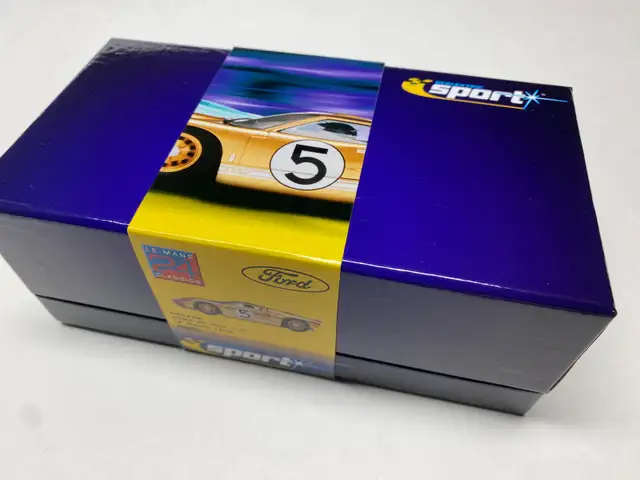 SCALEXTRIC SPORT C2465A GT40 MKII SLOT CAR in Toys & Games in City of Toronto - Image 6