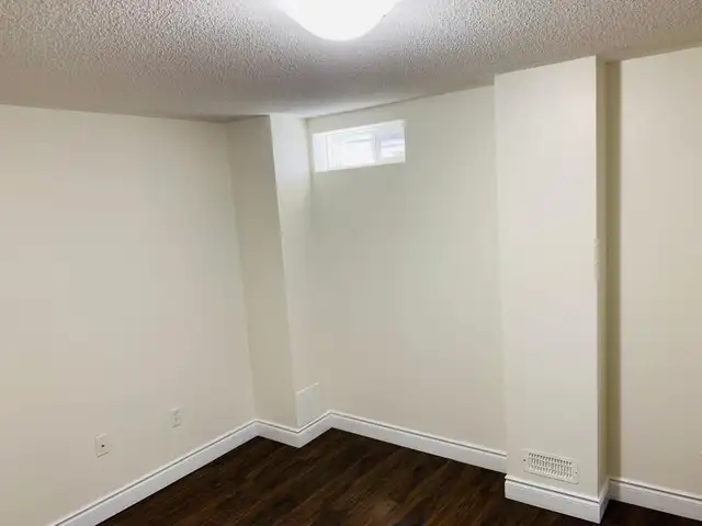 Basement for rent in Milton with minutes away from School in Long Term Rentals in Oakville / Halton Region - Image 9