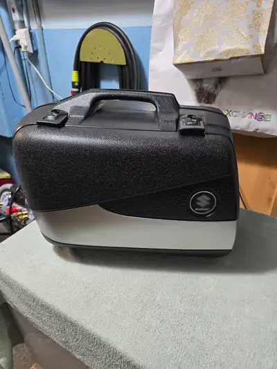 Valise gauche Suzuki V-Strom 650 2016 nouveau originale