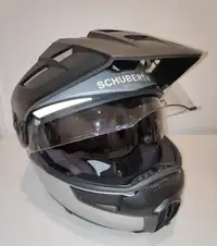 Like new motorcycle helmet - modular - Shuberth E1 medium - DOT
