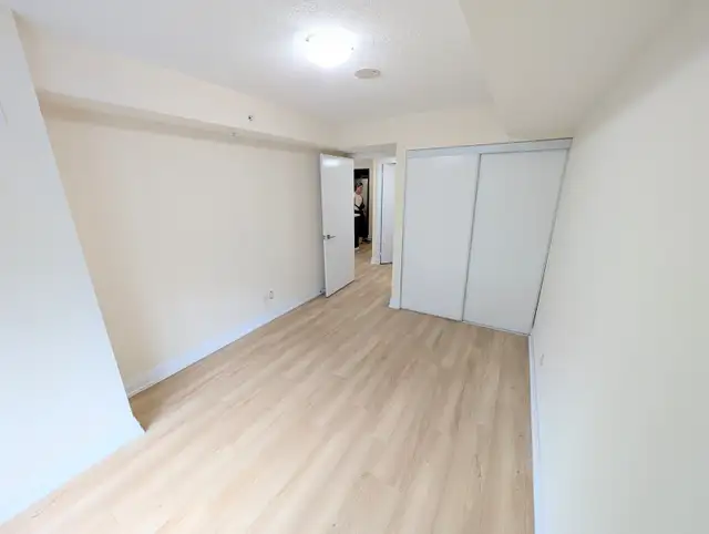 1Bedroom + Den for Rent on Subway Line in Long Term Rentals in City of Toronto - Image 9