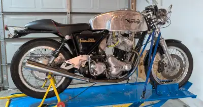 One owner for the last 2 decades I am selling the bike as a project as it needs finishing and mainte...