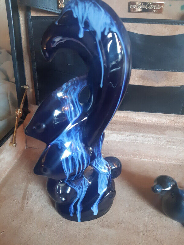 Blue Mountain Pottery Cobalt Blue Glaze Angelfish Seal Rare in Arts & Collectibles in City of Toronto - Image 4