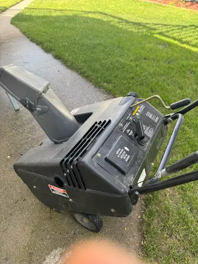 Murray Select Snowblower $45, View more