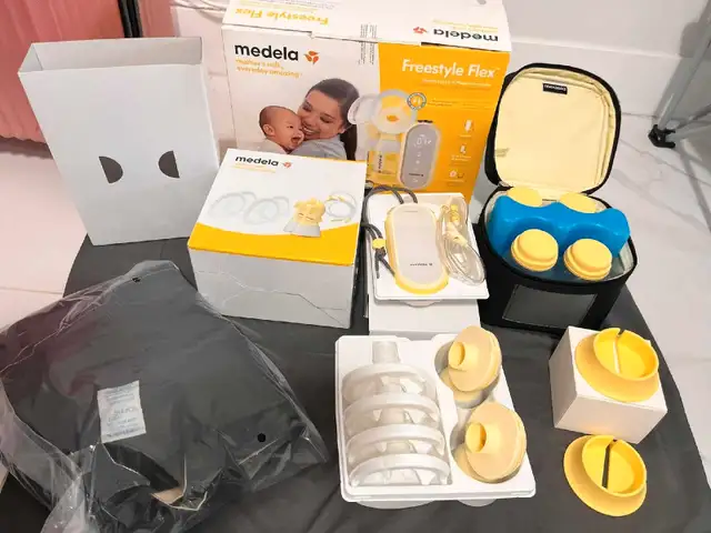 breast pump (Medela freestyle flex kit) in Other in Tricities/Pitt/Maple - Image 2