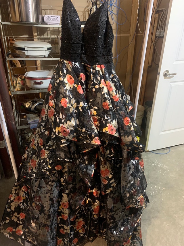 Grad Dress Women's Dresses & Skirts Strathcona County Kijiji