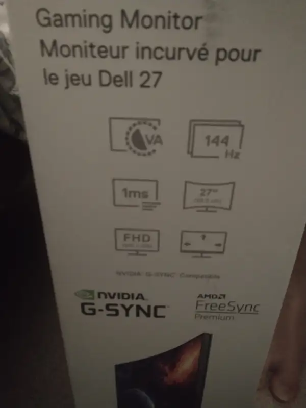 BNIB New 27" curve MONITOR 1080@144hz in Monitors in Ottawa - Image 6