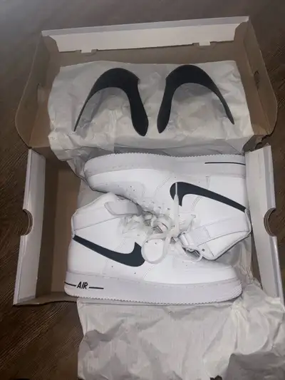 *NEW* Nike Air Force 1’s High 9.5, View more