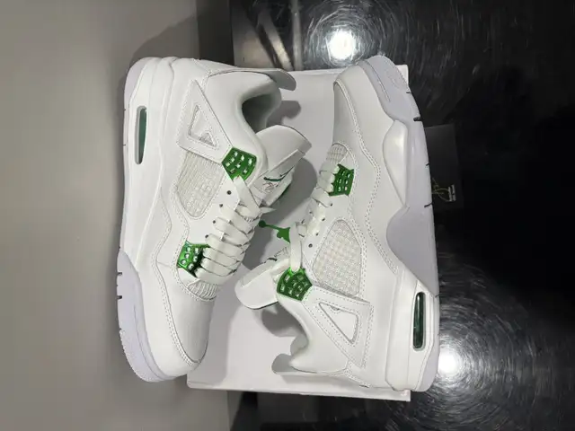 Jordan 4 metallic green in Men's Shoes in Calgary - Image 3