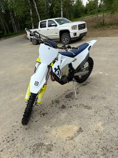 2020 FX 350 New rear tire, front is fine 3 air filters included Upgraded rear spring Fork seals done...