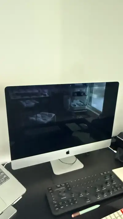 Top Spec 27" 5K iMac (Late 2015) - i7 / 32GB RAM / 500GB SSD, View more