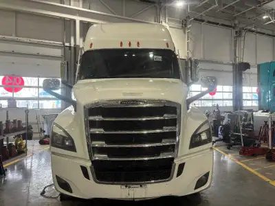 Looking for a reliable class 1 river for CAN- USA great salary , View more