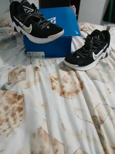 Nike Giannis immortality 1s, View more