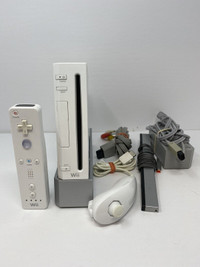 Nintendo Wii Console with remote and nunchuck 