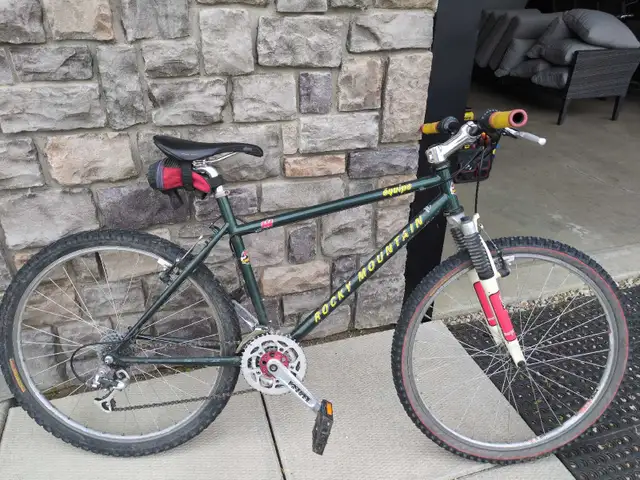 Rocky Mountain Equipe in Mountain in St. Albert - Image 2