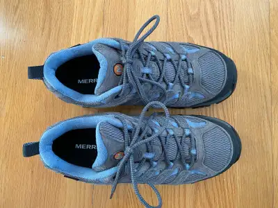 Chaussures de randonnée, View more