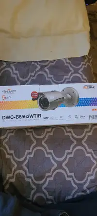 4 BRAND NEW surveillance security camera Star Light Plus 5 MP