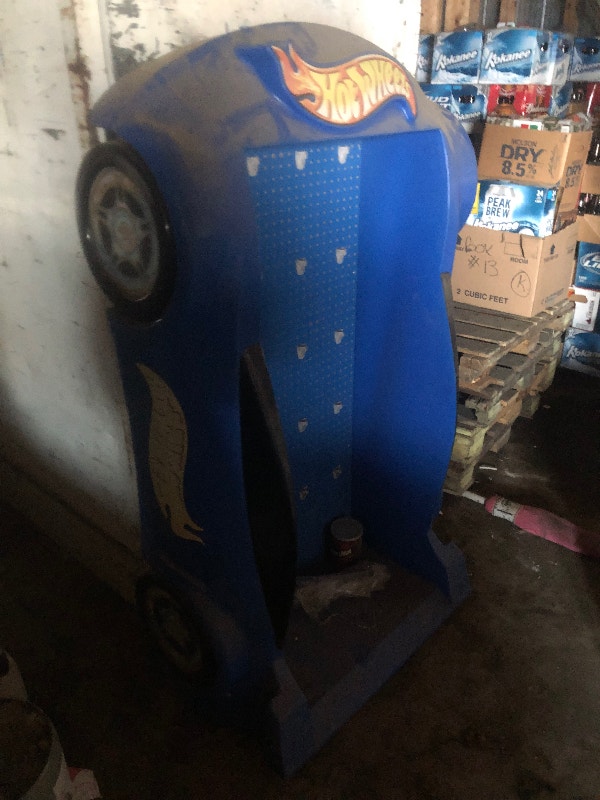 Vintage hot wheels toy store display Arts & Collectibles