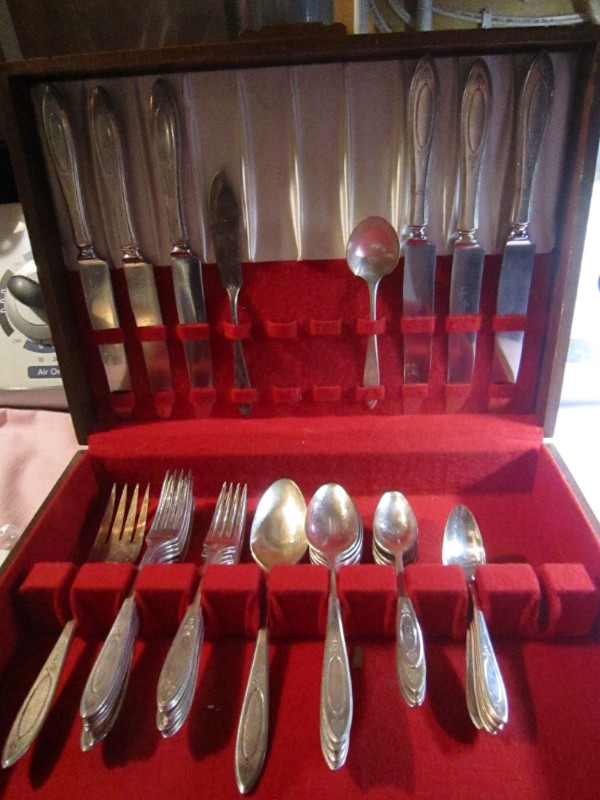 Silverware Set For 6 - ADAMS in Arts & Collectibles in Charlottetown - Image 2