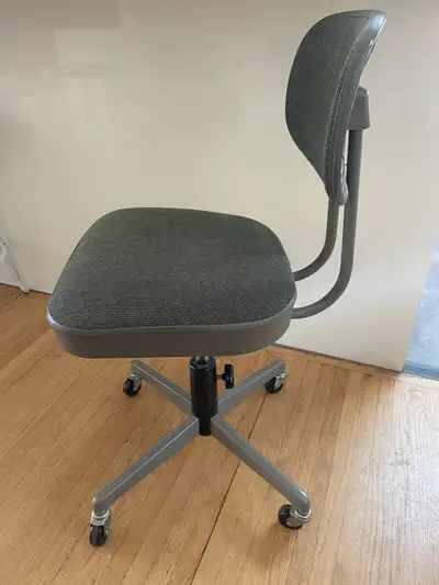 Classic 1960s retro office chair , View more