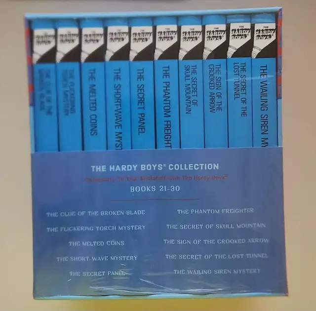 The Hardy Boys Collection: Books 21-30 Mystery Books Hardcover in Children & Young Adult in Kitchener / Waterloo - Image 2
