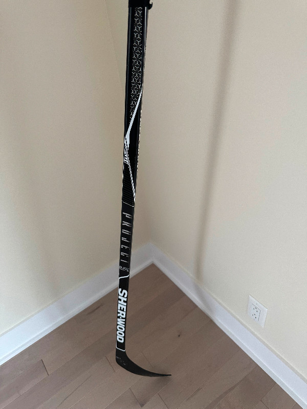 Sherwood Hockey Stick-Junior-great condition dans Hockey  à Longueuil/Rive Sud - Image 2