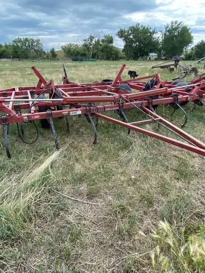 Viber shank plow , View more