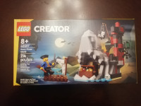 Brand New BNIB Lego Creator Scrary Pirate Island build Toys kit