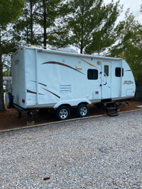 21 ft Couples Trailer