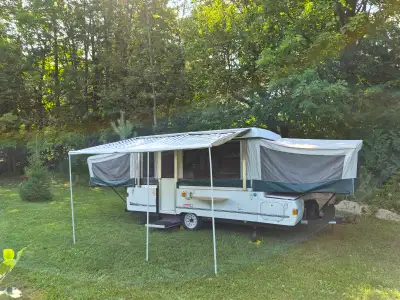 ️ 2001 Coleman Utah by Fleetwood – Grand Tour Pop-Up Camper Get ready for your next camping adventur...