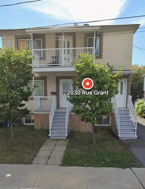 Beau grand 4 ½ entierement renover à louer situé a longueuil au 2032 grant bien situé. 2 balcons pri...