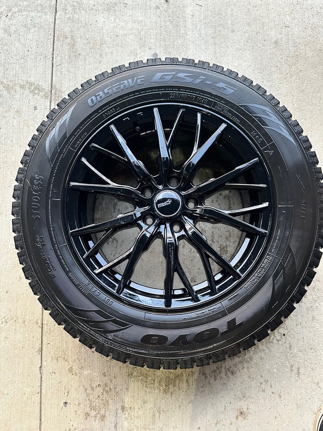 Toyo GSi 5 winter tires with alloy wheels Tires & Rims Ottawa Kijiji