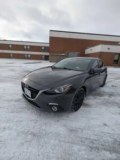 Reliable Fully Loaded 2015 Mazda 3 GT Hatchback.- Low KM AND Manual Transmission Selling privately-...