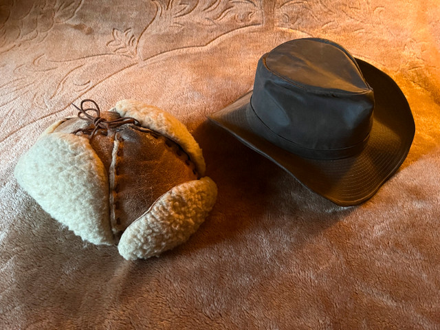 Vintage oil skin cowboy hat & Sheep skin hat in Men's in North Bay