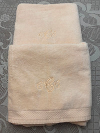 Peach initial towels