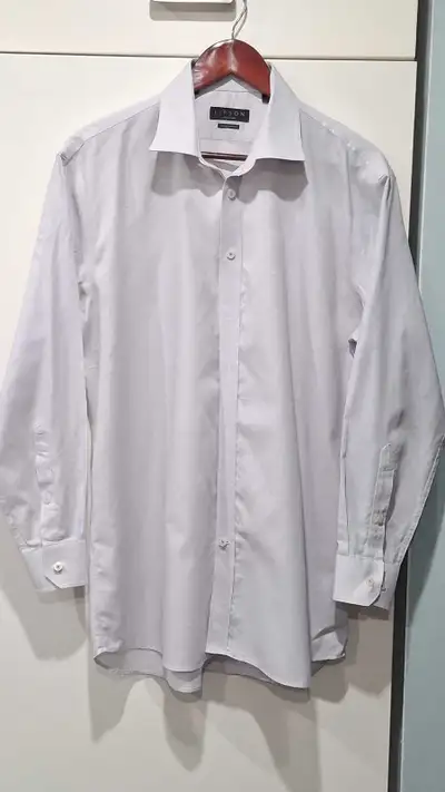 Lipson Contemporary Men's Shirt In Excellent Condition , View more