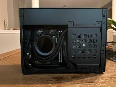 Selling my Custom Mini-ITX Gaming PC. The components used in the build are listed below: CPU: AMD Ry...