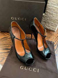 GUCCI patent leather t-strap peep toe platform pumps