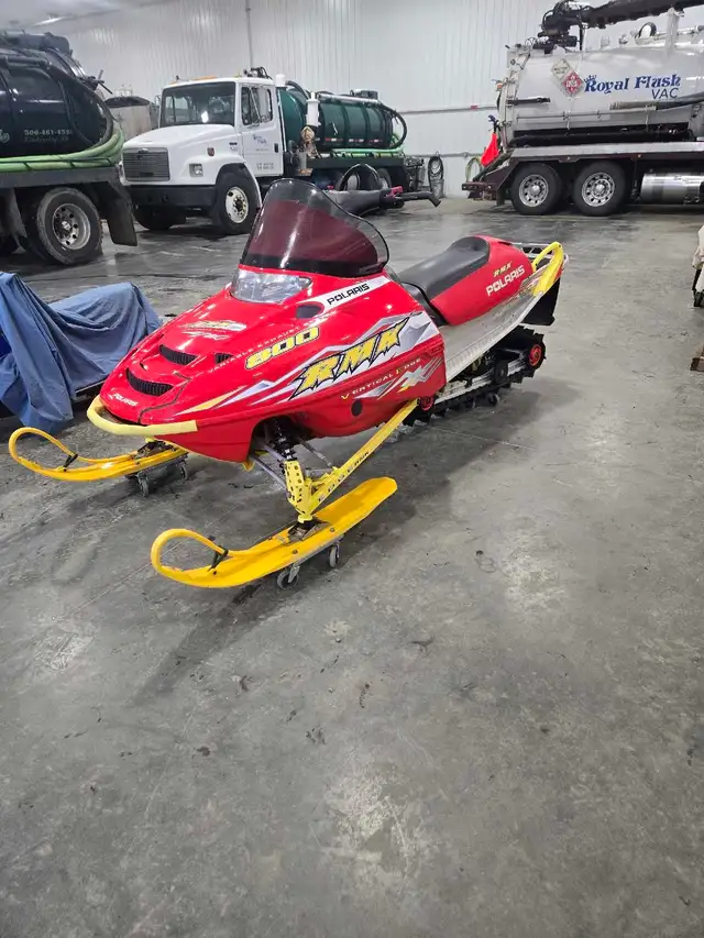 2003 Polaris RMK 800
