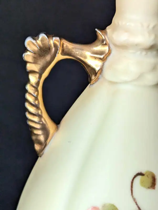 RARE Antique Victorian Royal Rudolstadt Germany Porcelain Vase! in Arts & Collectibles in London - Image 7
