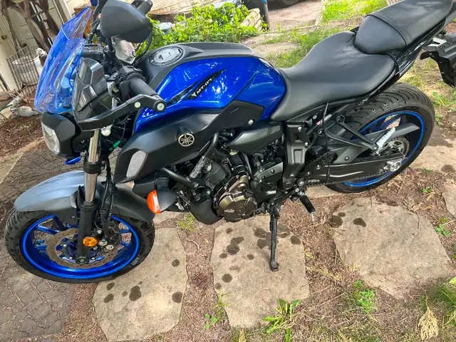 2016 Yamaha MT07 -  Well cared for Yamaha blue -  asking $7000 in Sport Bikes in Delta/Surrey/Langley - Image 5