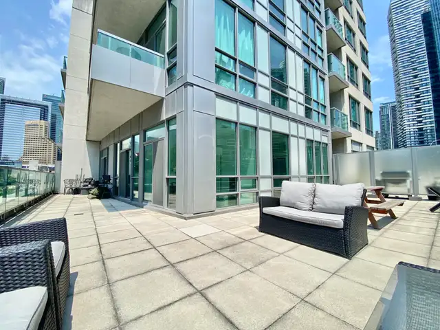 Sought-after Corner w/ Massive Wraparound Terrace | 2 Bed + Den in Long Term Rentals in City of Toronto - Image 10