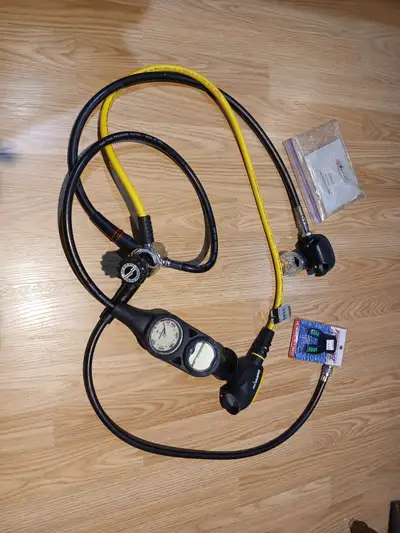 Sherwood Brute Regulator, c/w pressure gauge, Aeris computer, compass and Mares octopus. Regulator r...