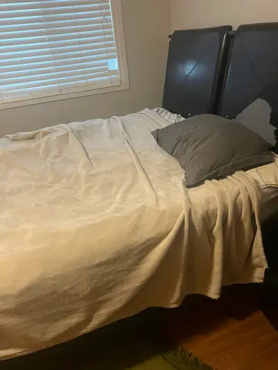 Free bed frame