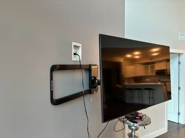 Sanus TV Wall Mount (Fits 51"-70" TV) in TV Tables & Entertainment Units in Kelowna - Image 3