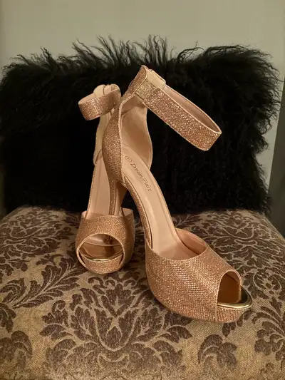 DREAM PAIRS High Heel Platform Pump, View more