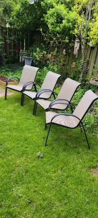 4 Lightweight Aluminum Patio / Outdoor Chairs
